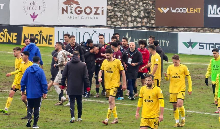 İnegölspor -Bulut Yeşil İnşaat Adana 01 Futbol Kulübü maç fotoğrafları