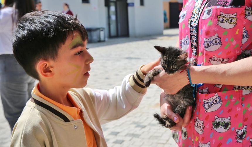 Çocuklara hayvan sevgisi aşılandı