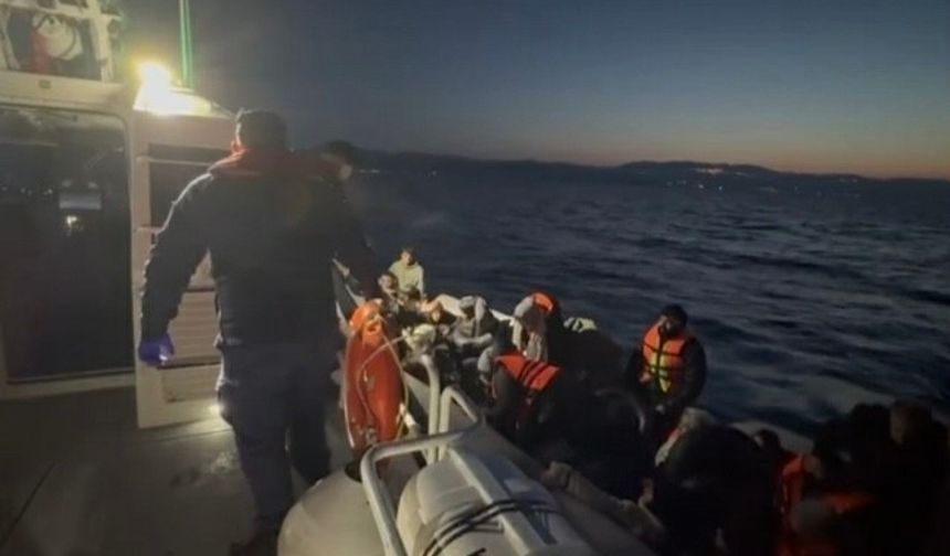 Ayvacık açıklarında 29 kaçak göçmen yakalandı