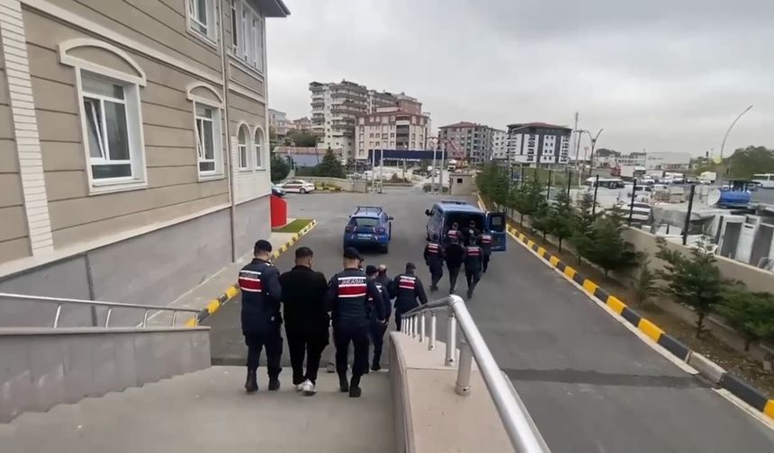 Tekirdağ merkezli dolandırıcılık çetesi çökertildi