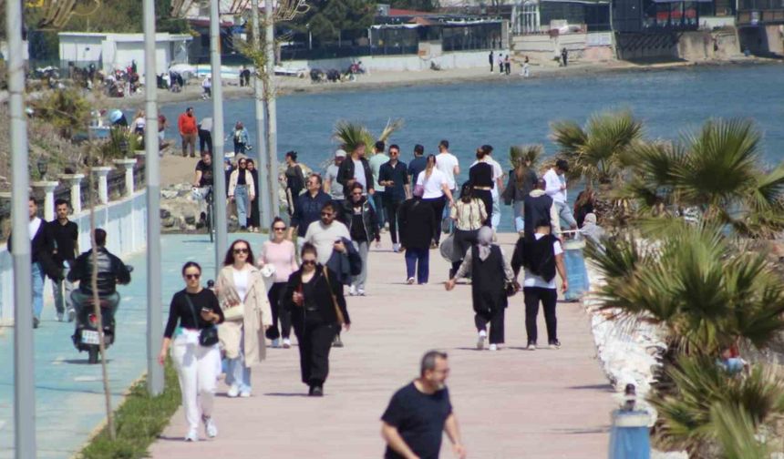 Tekirdağlılar Alkaya Sahili’ne akın etti