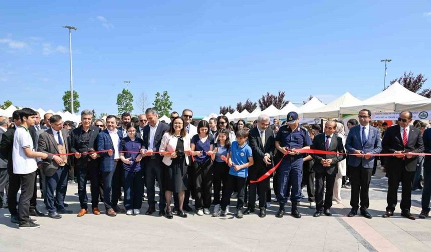 Yalova Mesleki ve Teknik Eğitim Fuarı açıldı