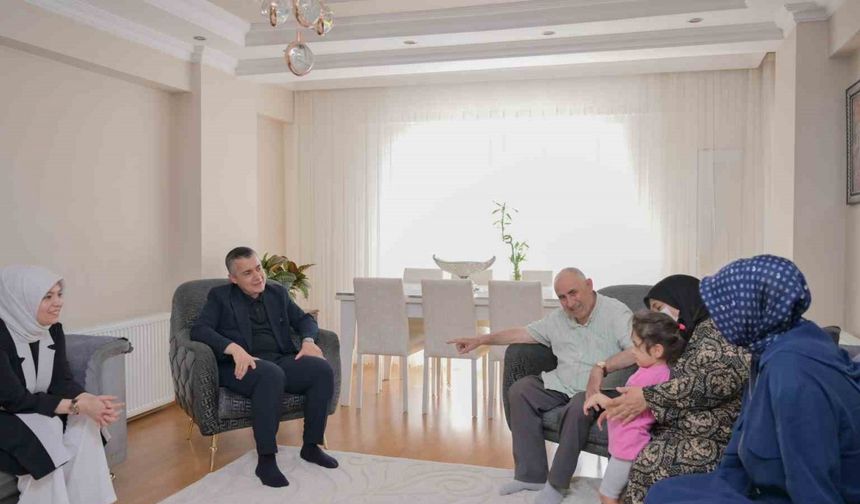 Esenyurt Belediye Başkan Vekili Aksoy’dan Babalar Günü’nde anlamlı ziyaret