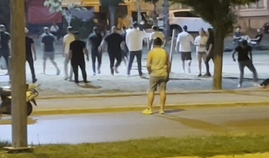 Edirne’de tekmeli yumruklu kavga kamerada