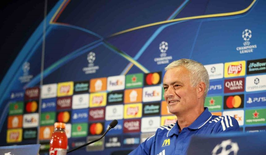 Jose Mourinho: "İki maç sonunda lig aşamasına kalmayı hedefliyoruz"