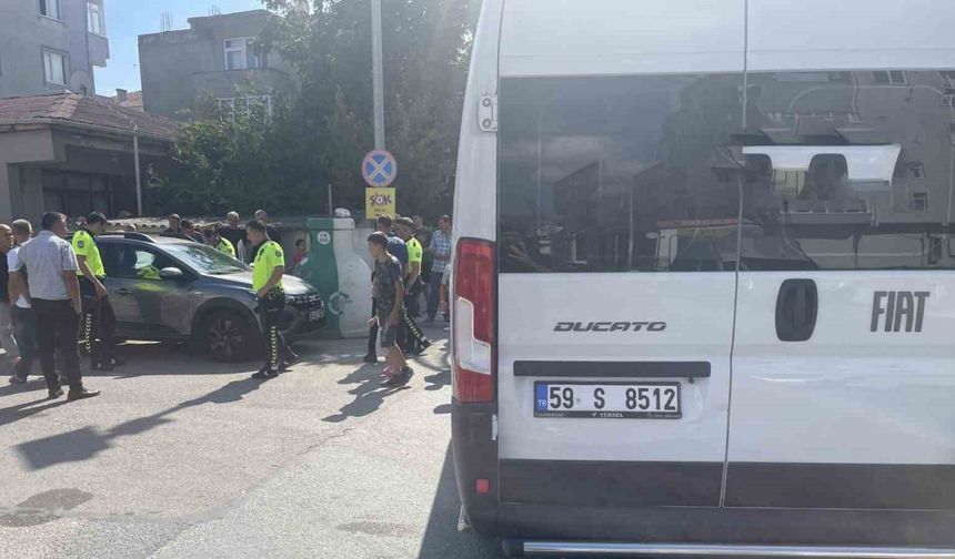 Minibüsle otomobil çarpıştı: 1 yaralı