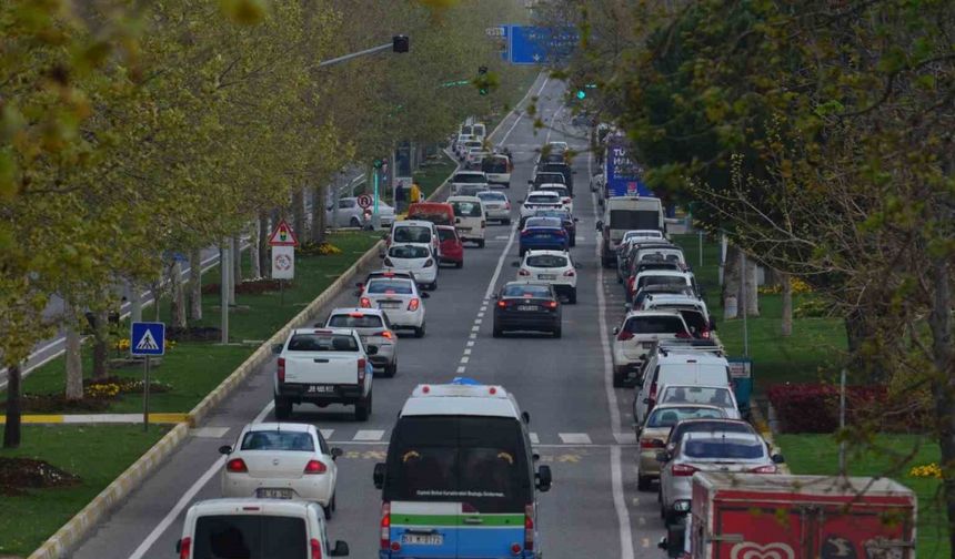 Tekirdağ’da trafiğe kayıtlı araç sayısı 371 bin 954 oldu
