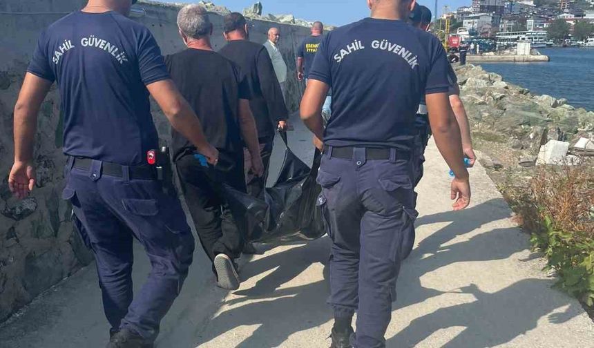 Yalova’da eski futbolcu deniz yüzeyinde ölü bulundu