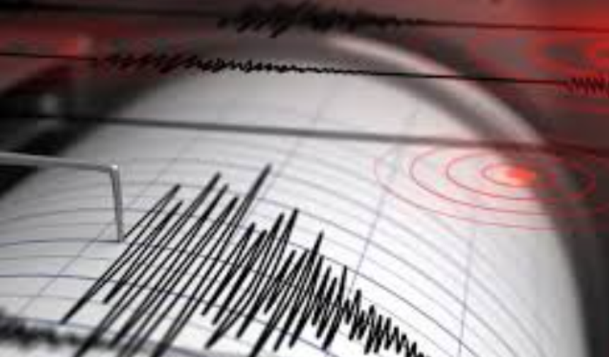 Komşu'da 2.5 büyüklüğünde deprem