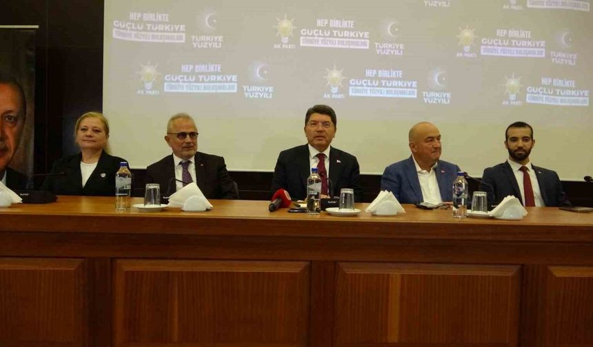 Adalet Bakanı Tunç, Çanakkale’de STK temsilcileriyle buluştu