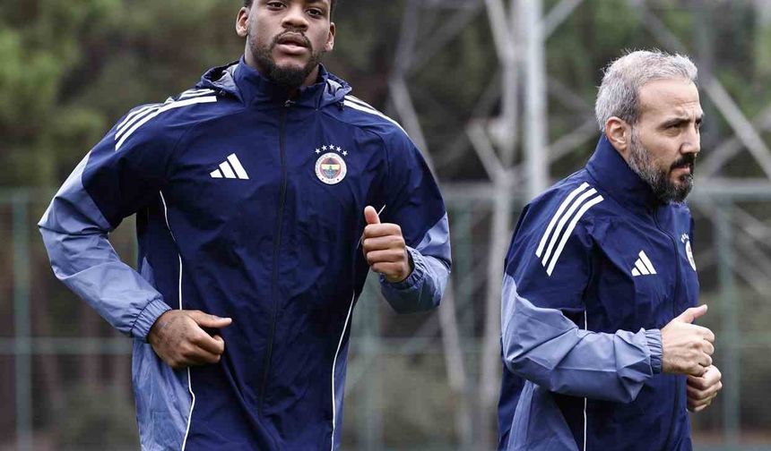 Jhon Duran, bireysel saha çalışmalarına başladı
