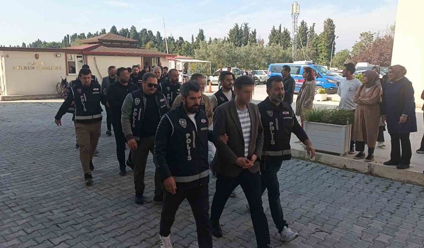 Yalova İl Göç İdaresi’ne yönelik operasyonda 9 zanlı adliyeye sevk edildi
