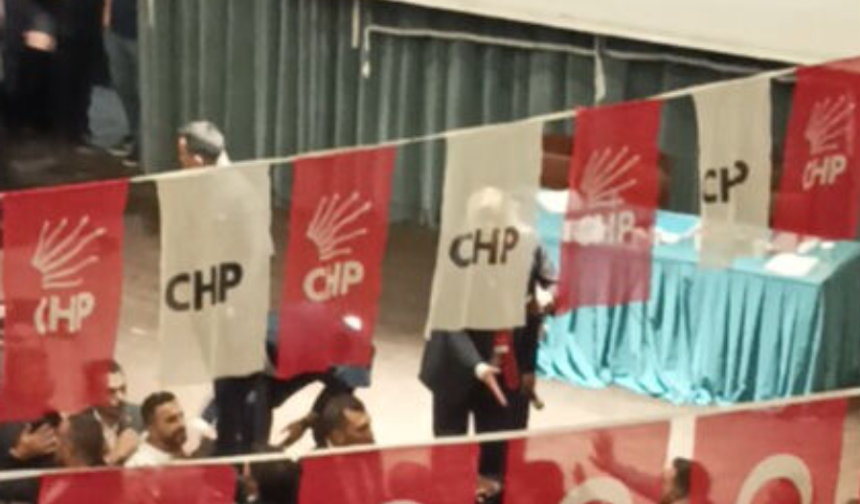 CHP Kongresi’nde kavga çıktı! Adayların taraftarları birbirine girdi
