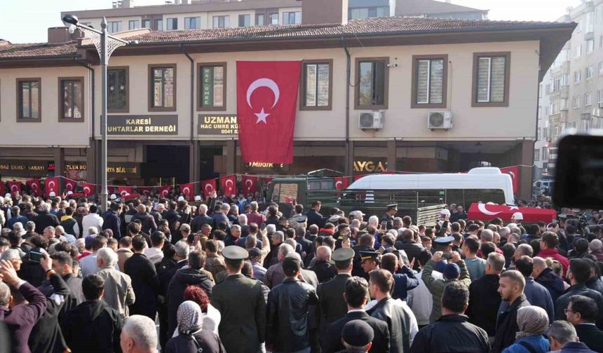 Balıkesir, Şehit Emre Sayın’ı son yolculuğuna uğurladı