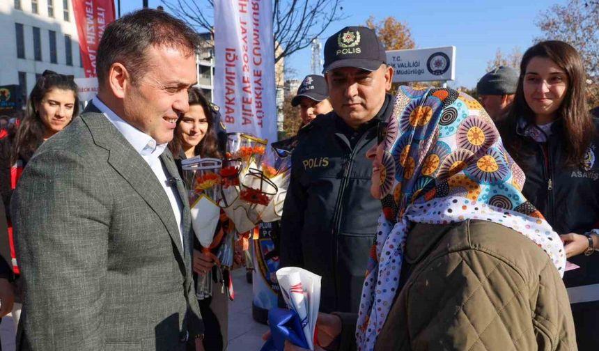 Bilecik’te kadına şiddete karşı farkındalık etkinliği