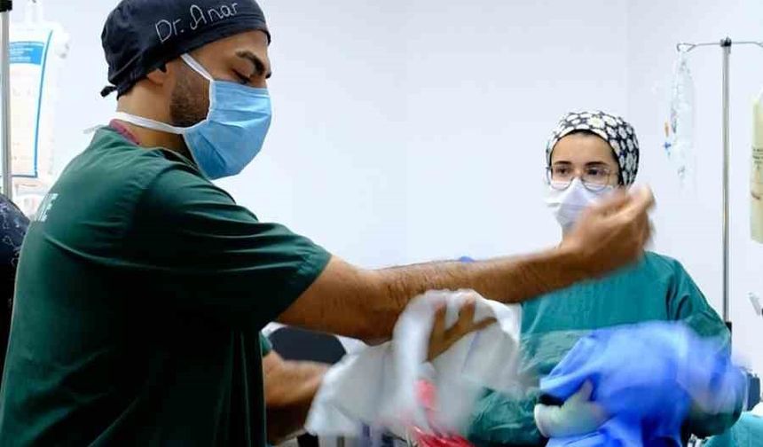 İngiltere’den Türkiye’ye gelen hasta tüp tıkanıklığından kurtuldu, hamile kaldı