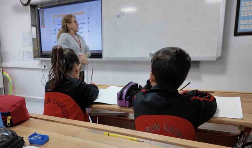 Çanakkale’de öğrenciler Yerli Malı Haftasında bilinçlendirildi