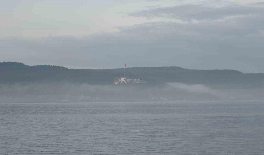Çanakkale Boğazı, sis sebebiyle gemi geçişlerine kapatıldı