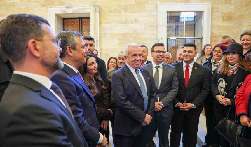 CHP Genel Başkanı Özel'den Nilüfer ve Bursa teşkilatına mesaj