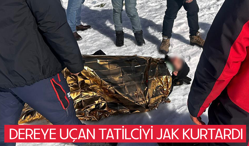 Bursa Uludağ'da kızak faciası: Dereye uçan tatilciyi JAK kurtardı