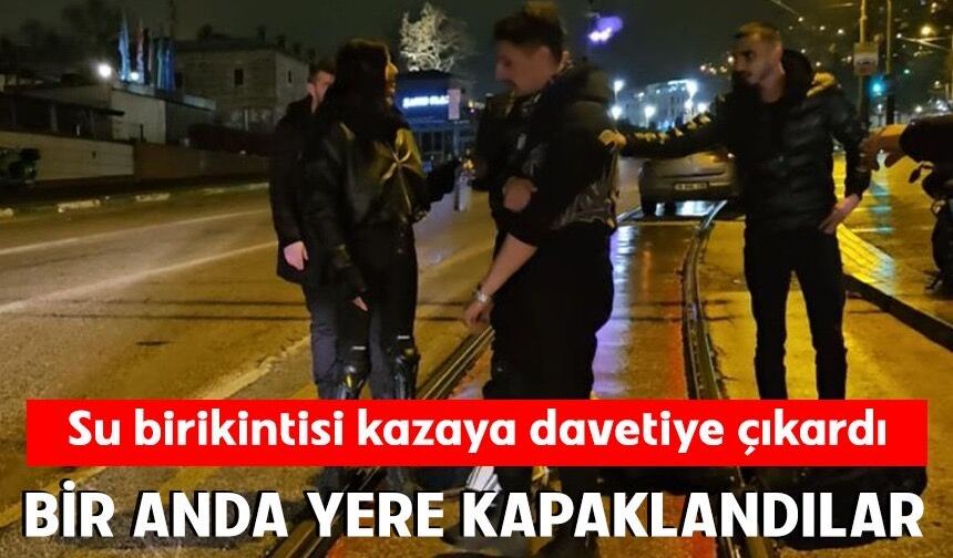 Bursa Osmangazi'de su birikintisine giren motosikletli yere kapaklandı