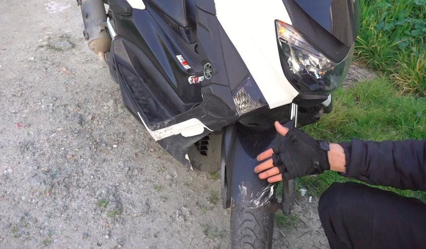 Esenyurt'ta şerit ihlali yapan sürücüyü uyaran motorkurye darp edildi