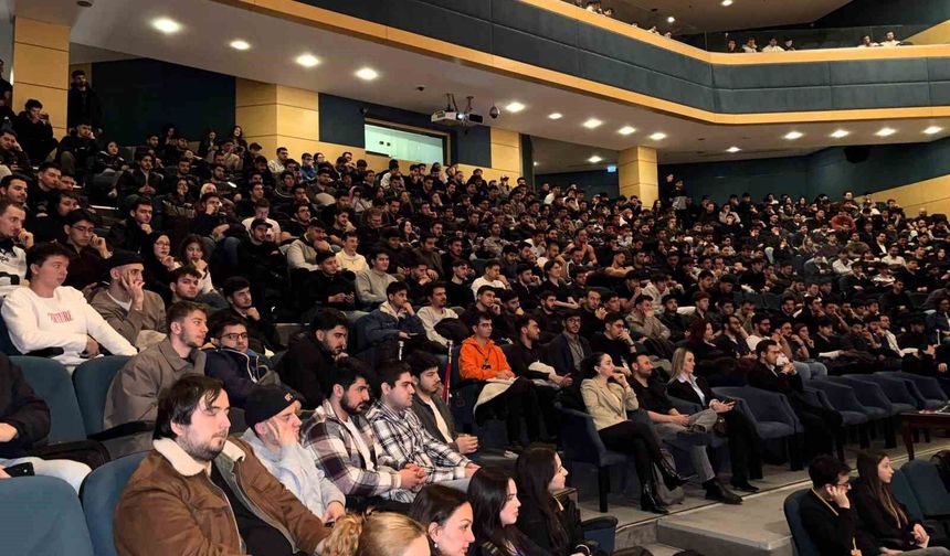 Federasyon temsilcileri öğrenciler ile buluştu