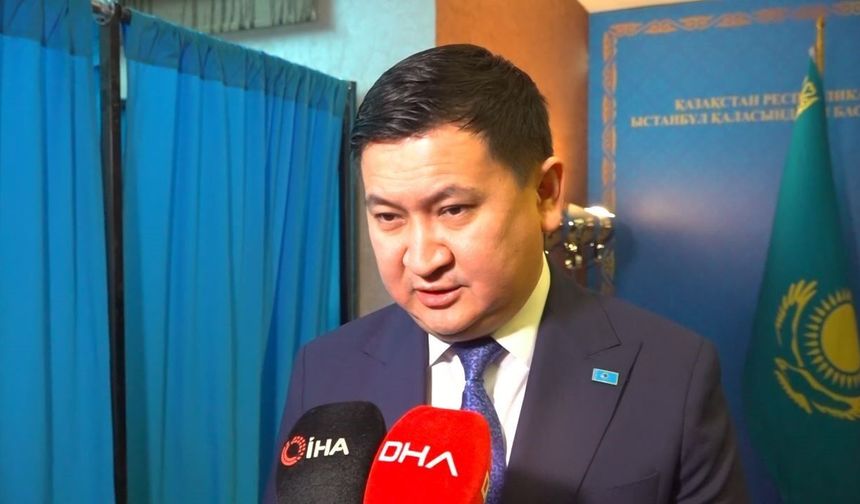 Kazakistan'da tarihi referandum için İstanbul'da sandıklar kuruldu