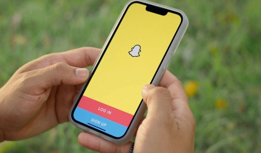 Snapchat kullanıcıları 2025 yılında günde 5,5 milyar snap göndermiş