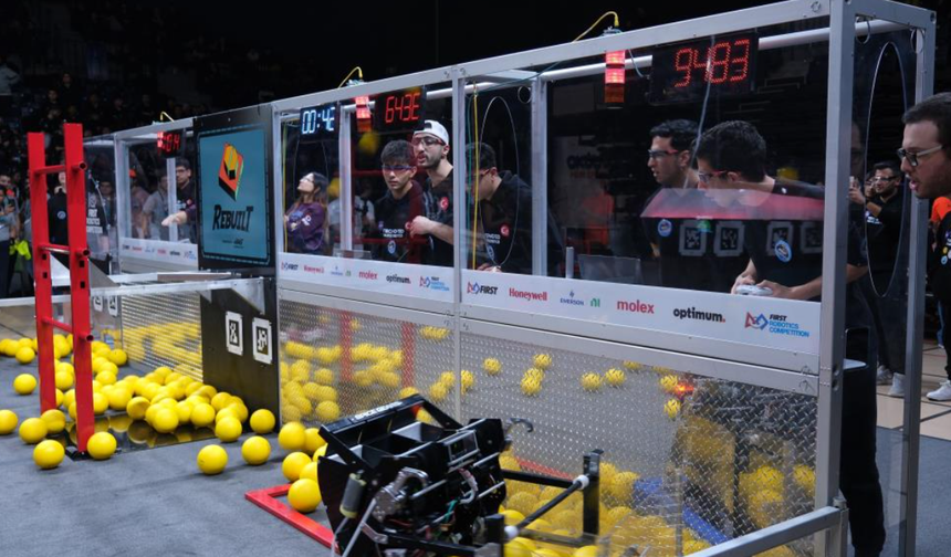 Liseli takımlar, FRC 2026'nın ikinci etabında yeniden sahada