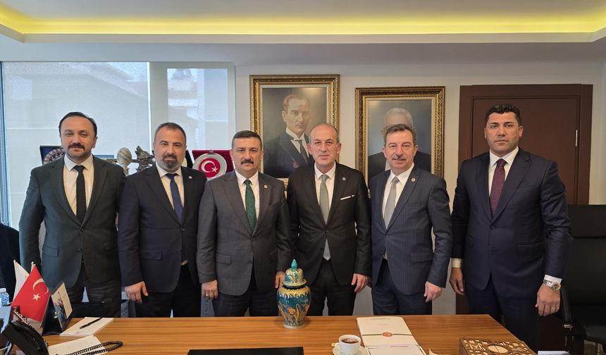 İyi Parti'den operasyon açıklaması! "İktidar, muhalif belediyelere yargı sopası kullanıyor"