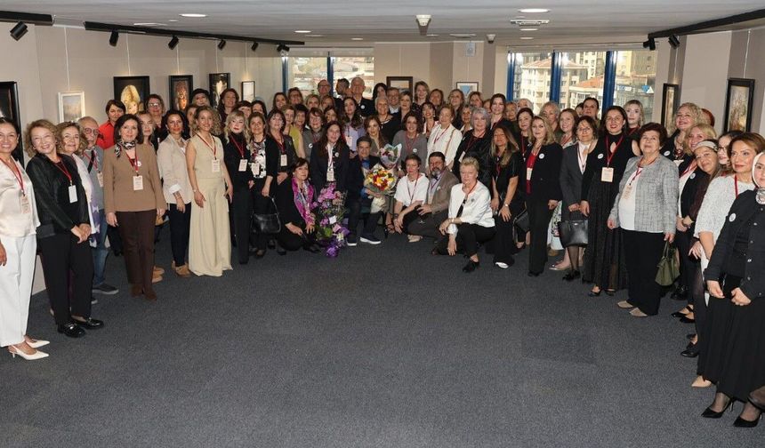 'Toz ve Işık' pastel sergisi kapılarını açtı