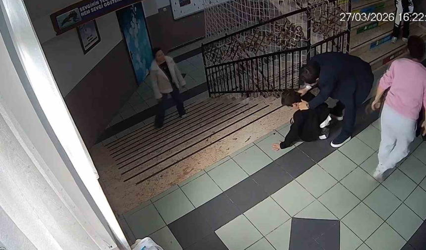 Yalova'da okul müdüründen hayat kurtaran Heimlich manevrası