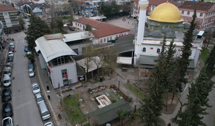 İhsaniye Eski Köy Meydanı modern bir görünüme kavuşuyor