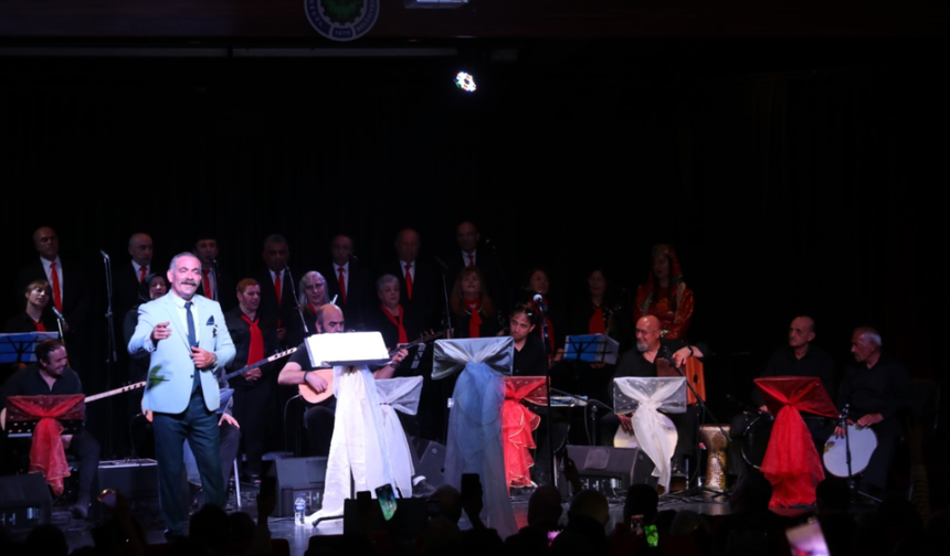 İnegöl Belediyesi Thm korosundan kulakların pasını silen konser