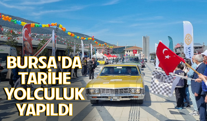Bursa'da klasik araç konvoyu