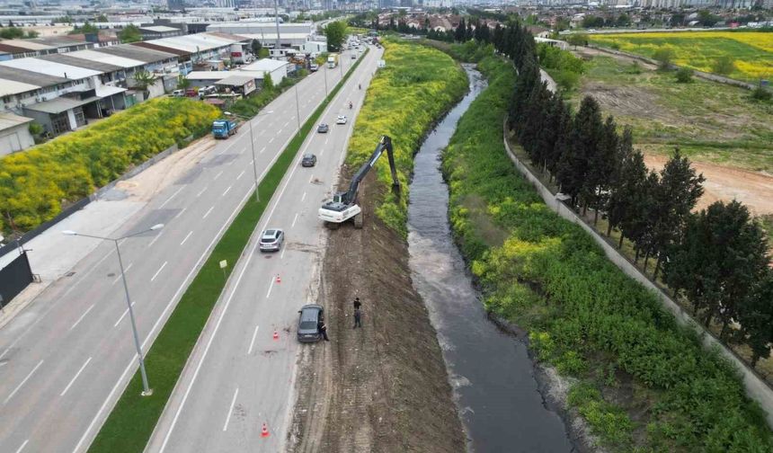 Büyükşehir Nilüferin derelerini ıslah ediyor