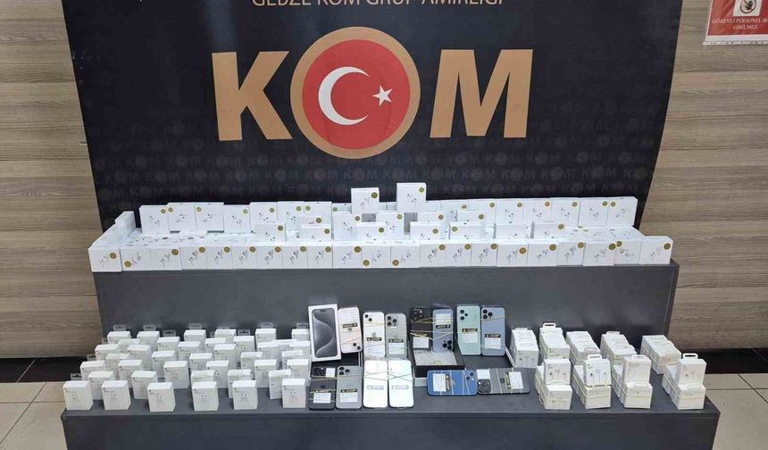 İş yerinde sahte 75 bin dolar ele geçirildi