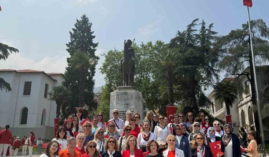 Bursa Kız Lisesi mezunları mantı gününde buluştu