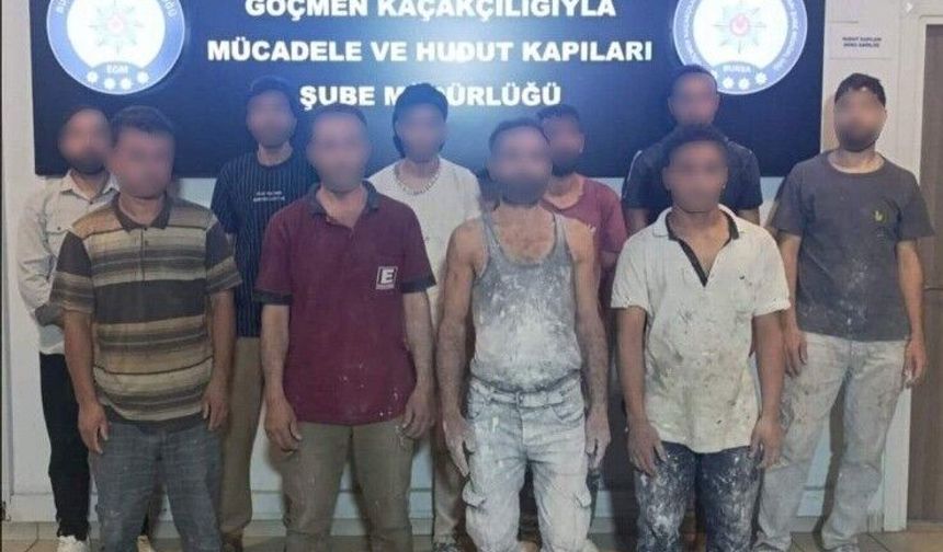 Bursa'da kaçak işçilerin çalıştırıldığı iş yerine operasyon!