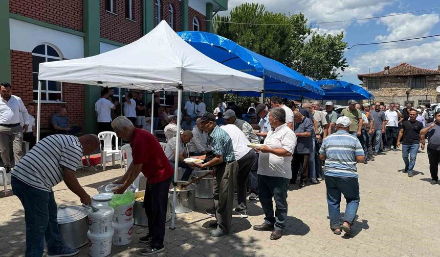 Yayaköy köyü hayrı yapıldı