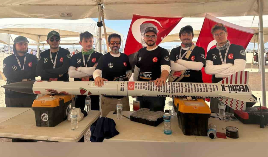 Kapsül Azak Rocket Team ABD’de dünya birincisi oldu