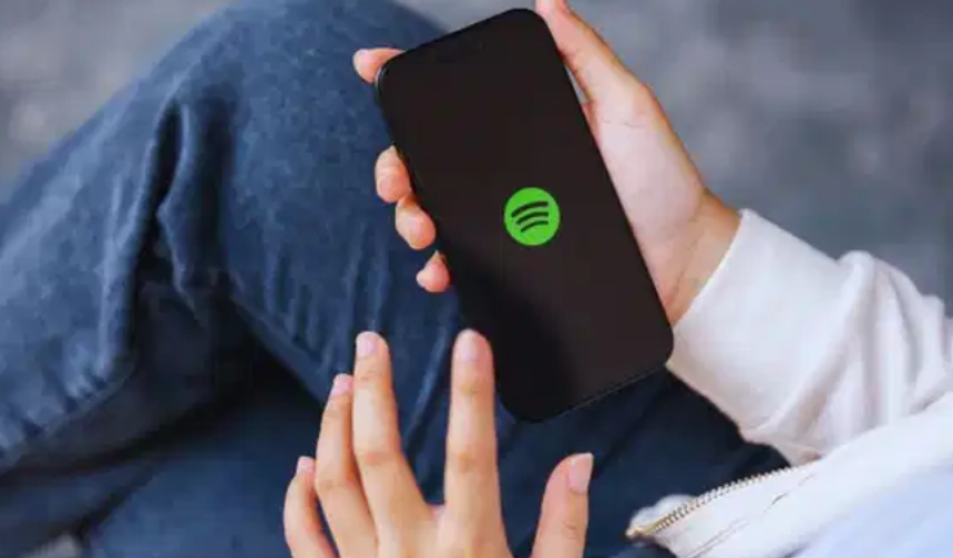 Spotify, koşarken müzik dinleyenler için koşu modu sunmaya başladı