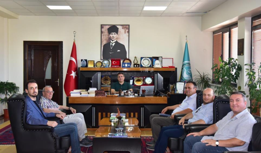 Balıkesir'de Charles Peirce'in Göstergebilimi ve Metaforları konuşuldu