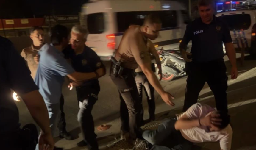 Bursa'da temassız faul güldürdü! Kimse dokunmadı, kendini yere bıraktı