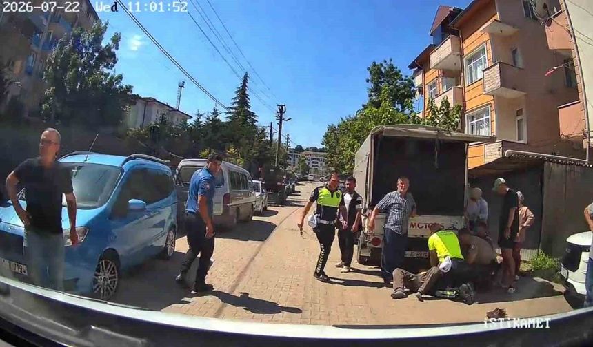 Kalp krizi geçiren 68 yaşındaki adamı polis hayata bağladı!