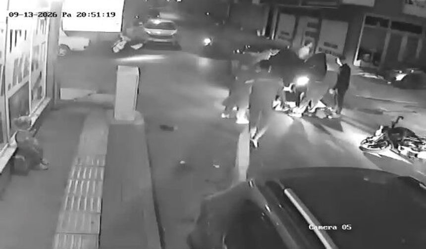 Bursa'da otomobil ile motosiklet çarpıştı!