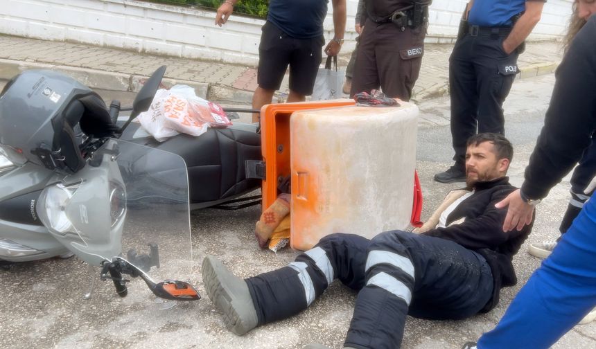Bursa'da yağış kazayı getirdi: Ani fren yapan kurye yaralandı!