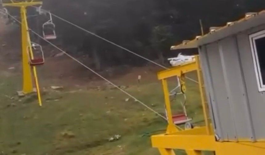 Beyaz gelinliğini giymeye başladı! Uludağ'a sezonun ilk karı düştü