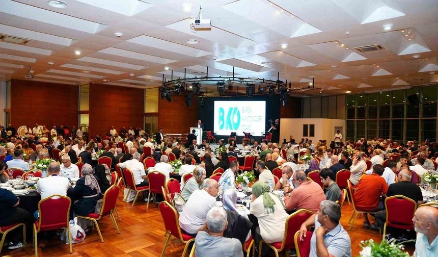 Bursalı kantinciler ve siyasetçiler yemekte toplandı
